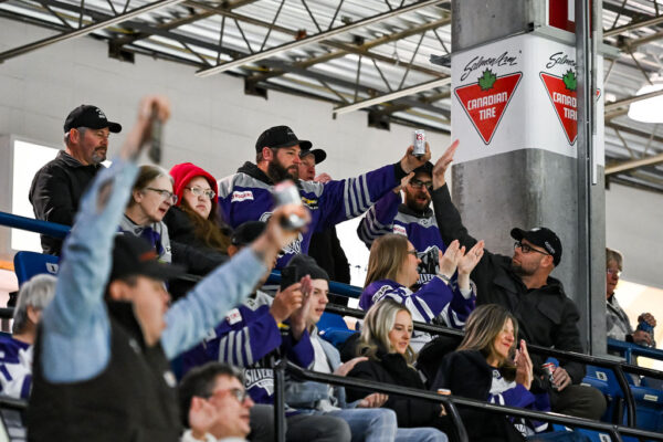 Putney Silverbacks Game Packages | Salmon Arm Silverbacks
