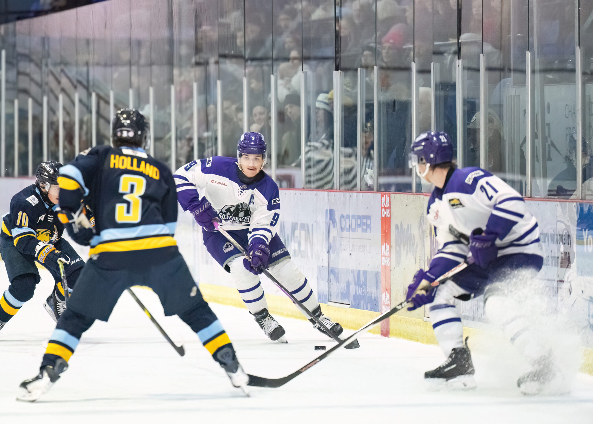 Silverbacks humble the Saints 5-3 | Salmon Arm Silverbacks